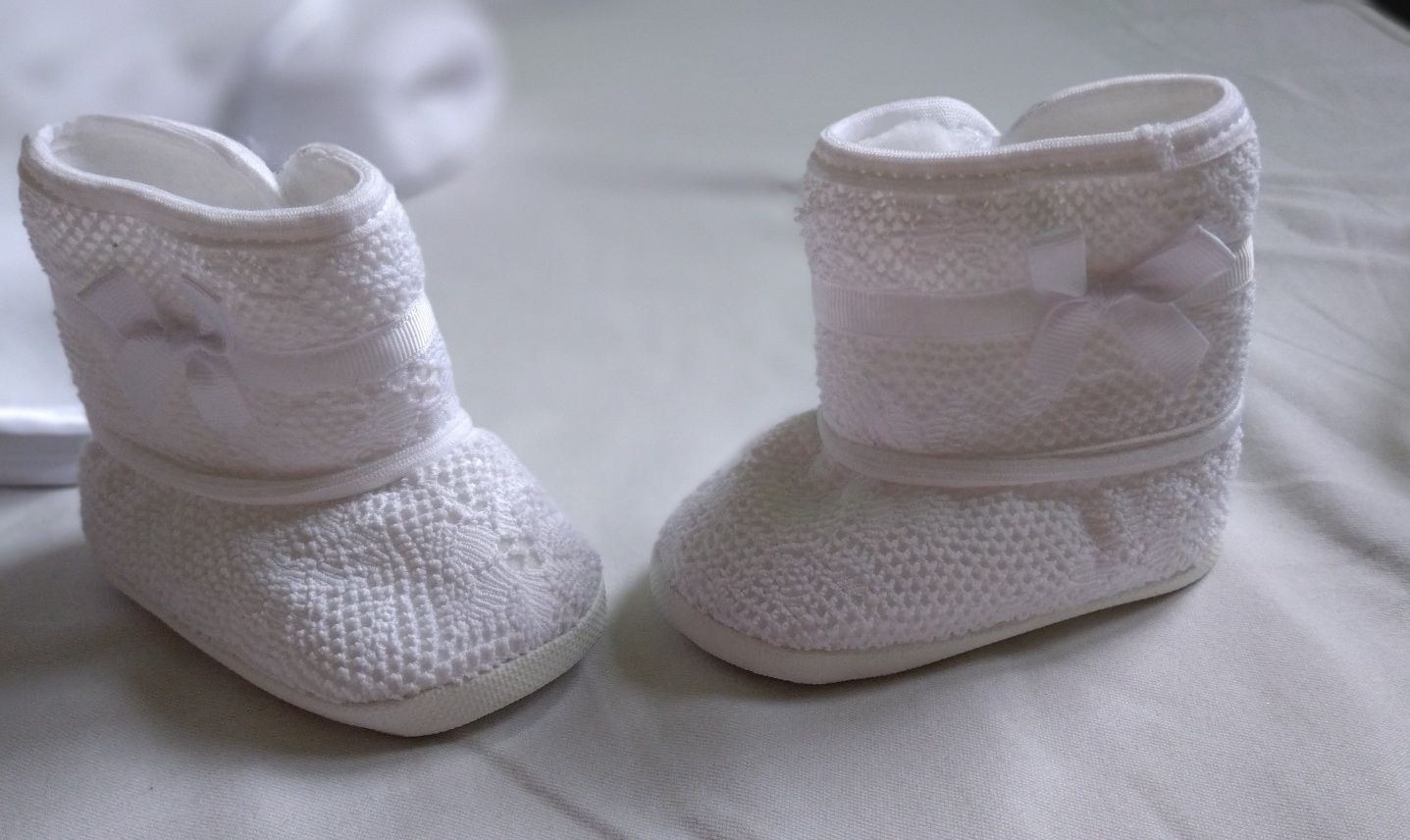 Zestaw komplet Kurtka na chrzest z butkami i czapeczką