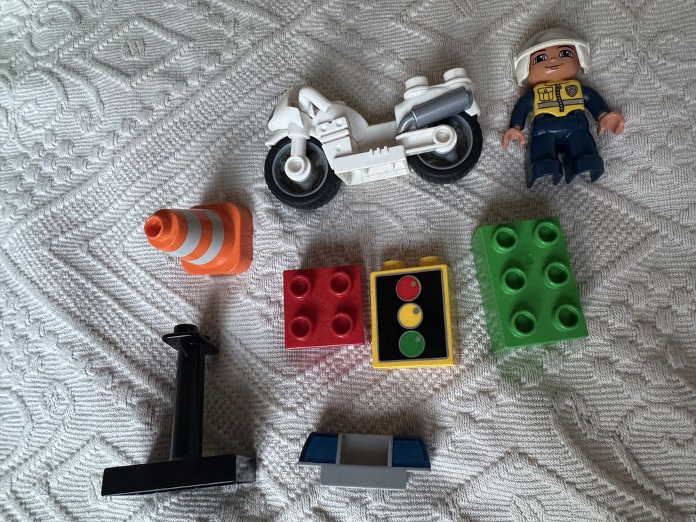 Lego 5679 Duplo Motocykl policyjny