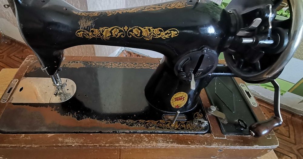 Швейная машинка ПМЗ