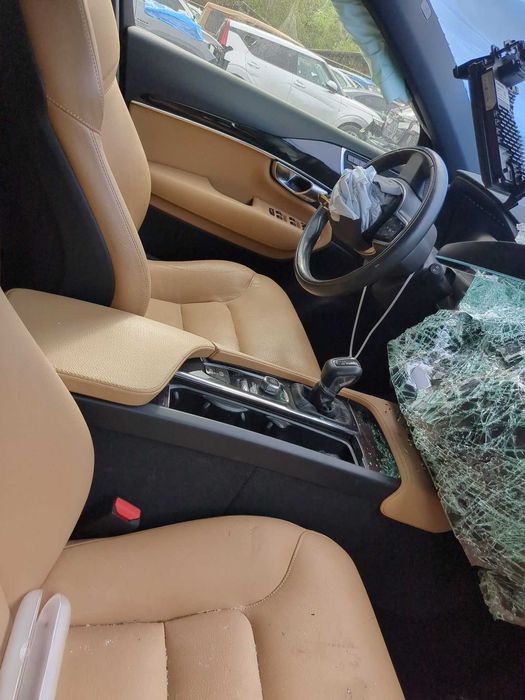 Volvo XC90 T5 USA Вольво Шрот Разборка  Запчасти 2016 2017 2018 2019