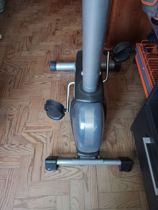 Bicicleta Estática de Fitness