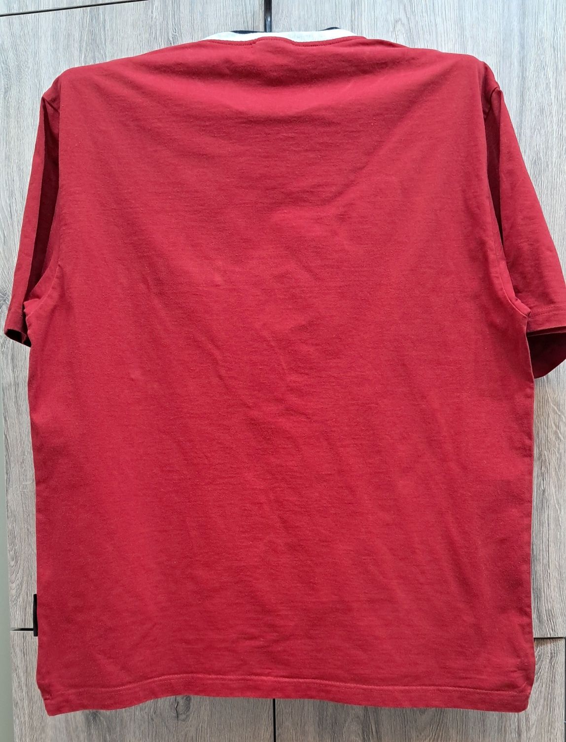 Koszulka t-shirt z kieszonką