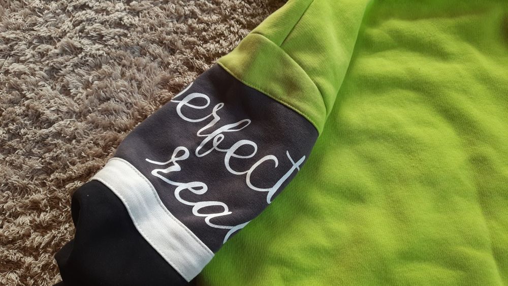 Худи толстовка кофта свитер  10 лет 140 см теплый Турция