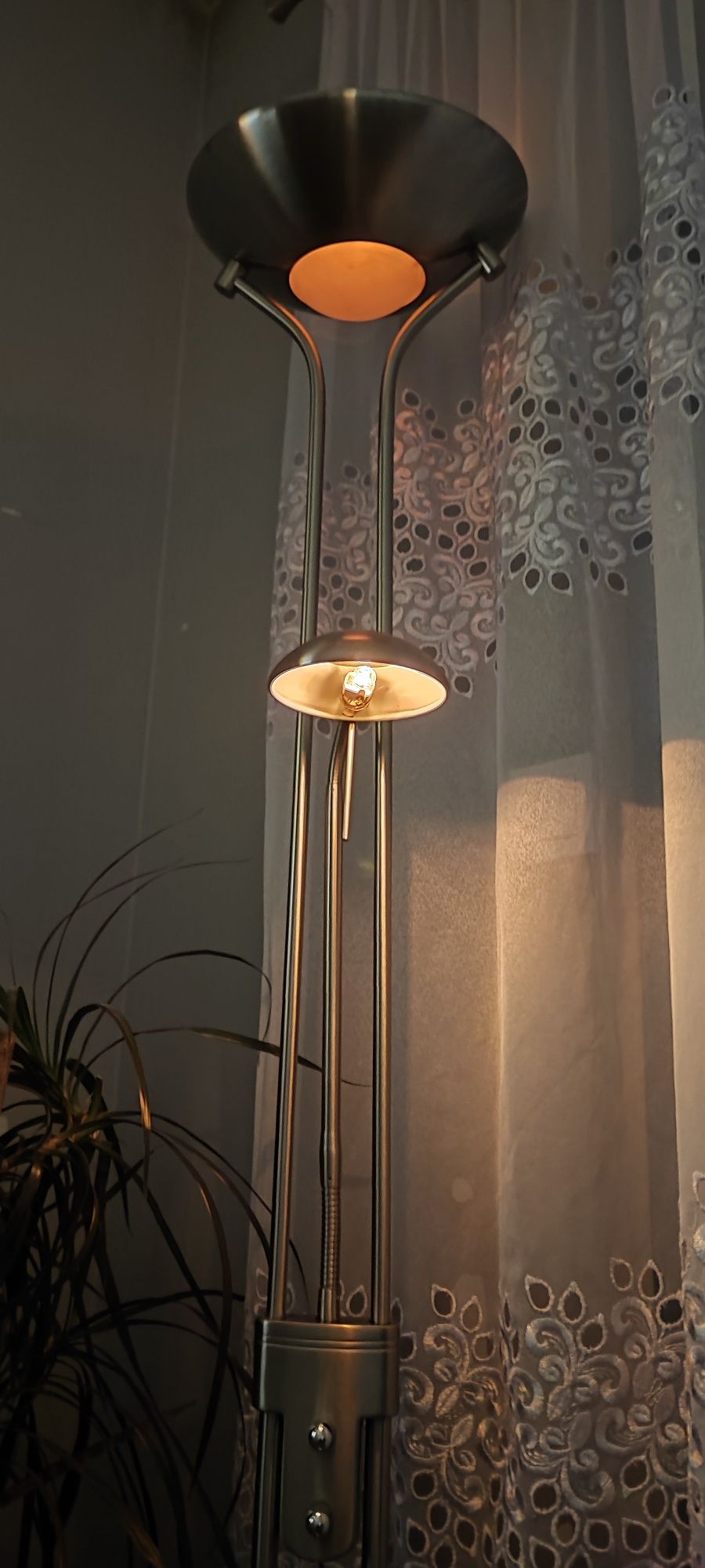 Lampa podłogowa Retro