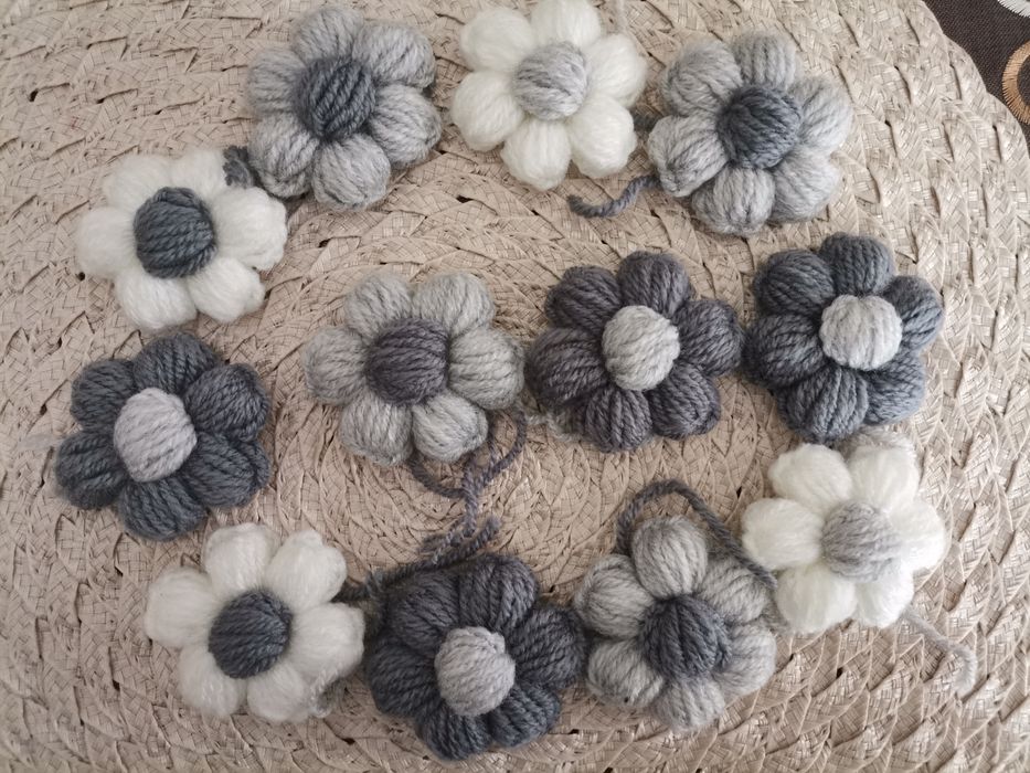 Nowe kwiaty 3D z włóczki robione ręcznie na szydełku do ozdabiania