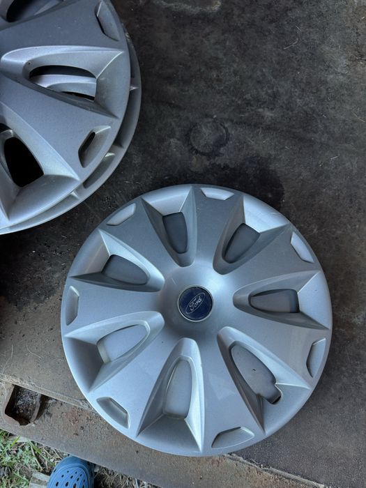 Ковпаки оригінальні Форд Фокус R16