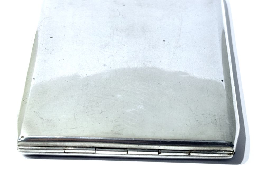 Antiga cigarreira em prata portuguesa lisa contrastada