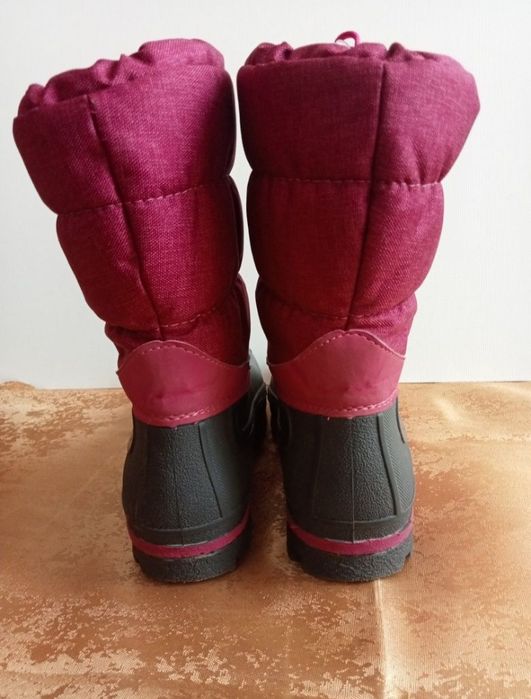 Дутіки дівчачі зимові