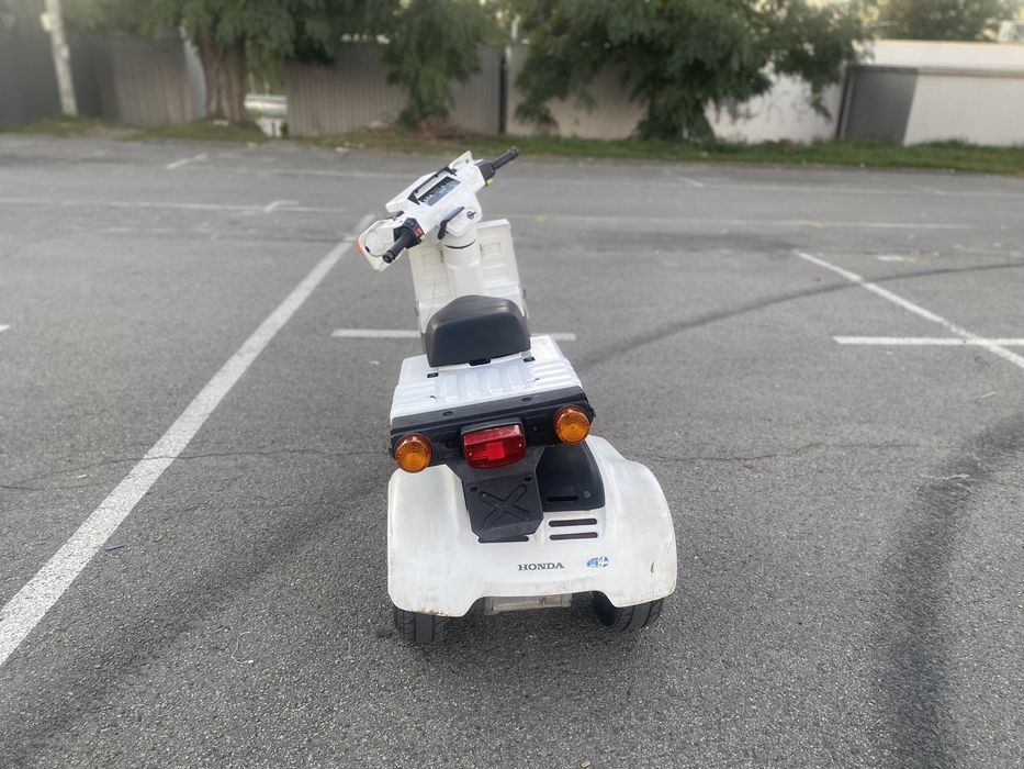 Скутер 4Т Honda Gyro X