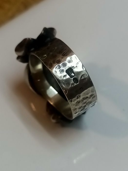 Kwiaty Jabłoni z Koralem Naturalnym