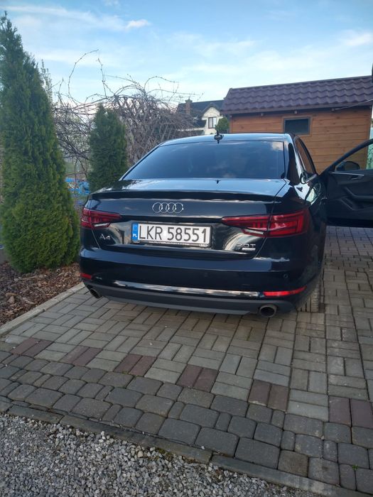 Audi A4 B9 s-line 2017