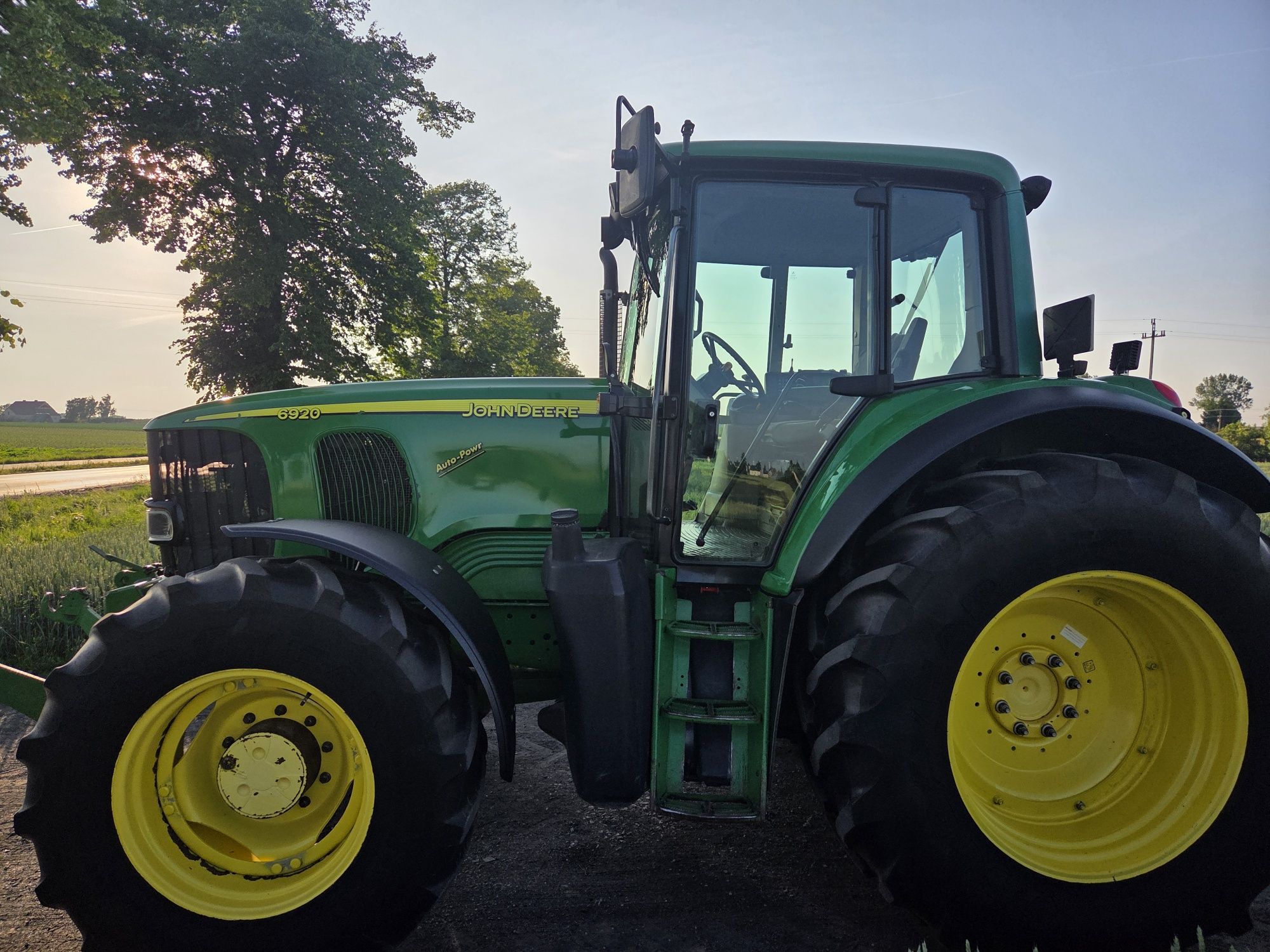 Ciągnik rolniczy john deere 6920 s
