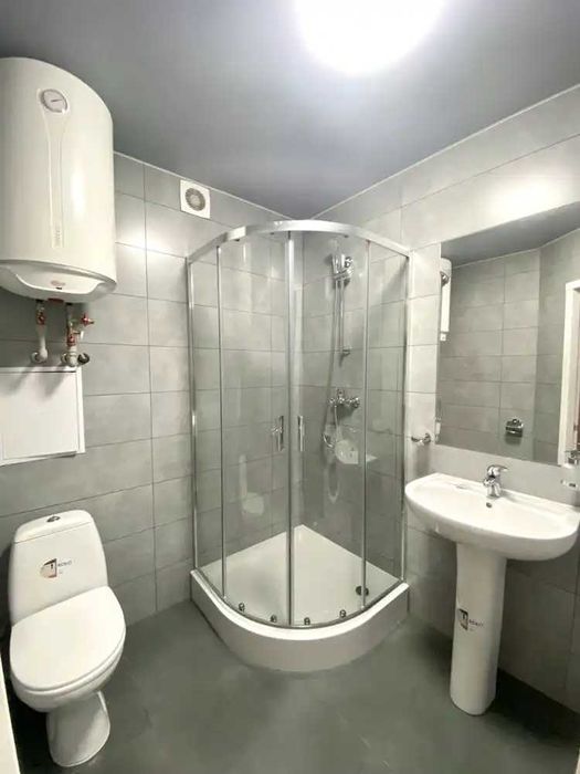 Сдам 1 комнатную квартиру Сичеславская Набережная 16 ( Центр города)