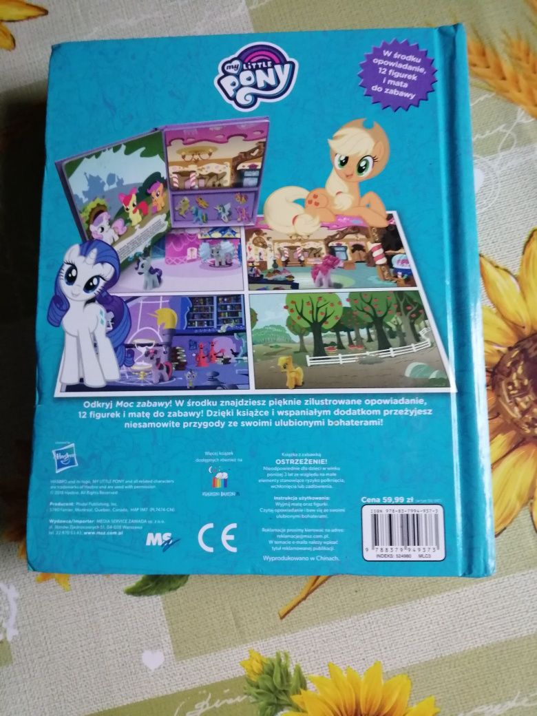 Kolekcja figurek koniki pony książka moc zabawy koniki pony z  figurka