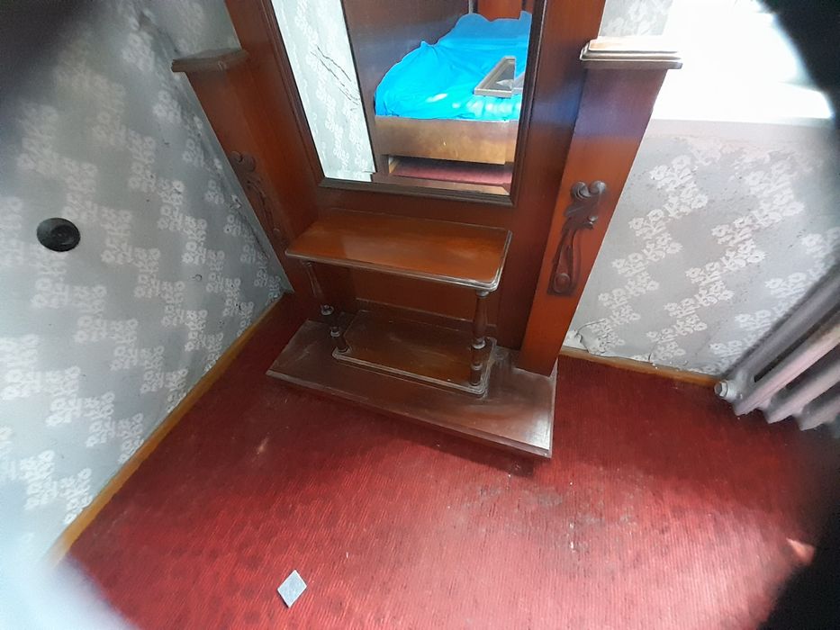 Szafka z lustrem antyk