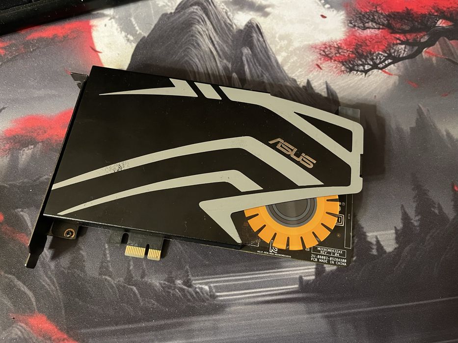 Звукова карта (аудіокарта) Asus Strix Soar
