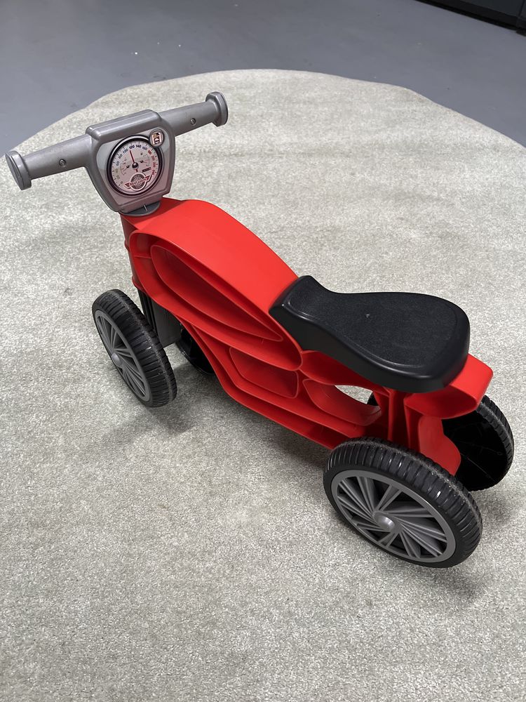2x Triciclo em forma de mota para criança