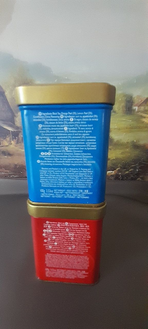 2 puszki po herbacie Anglia