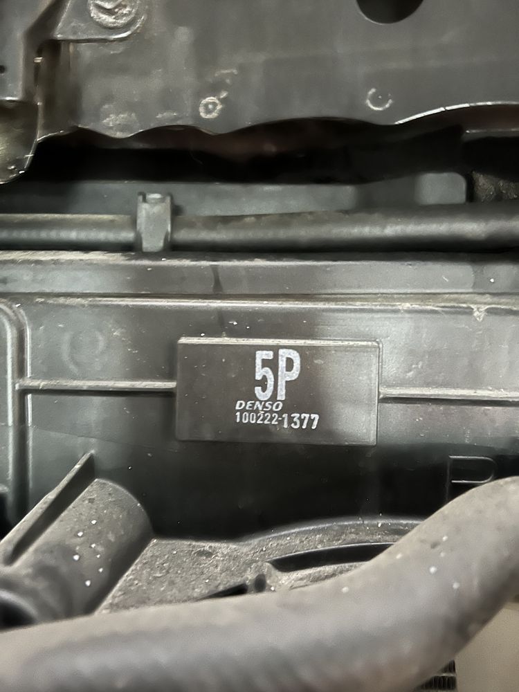 Pas przedni, wzmocnienie czolowe Toyota Prius III 09-15r kompletne 1.8