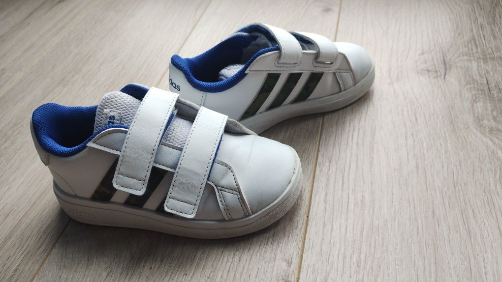 Buty dziecięce Adidas rozmiar 25 Wkładka 14,5c GRATIS SANDAŁKI m