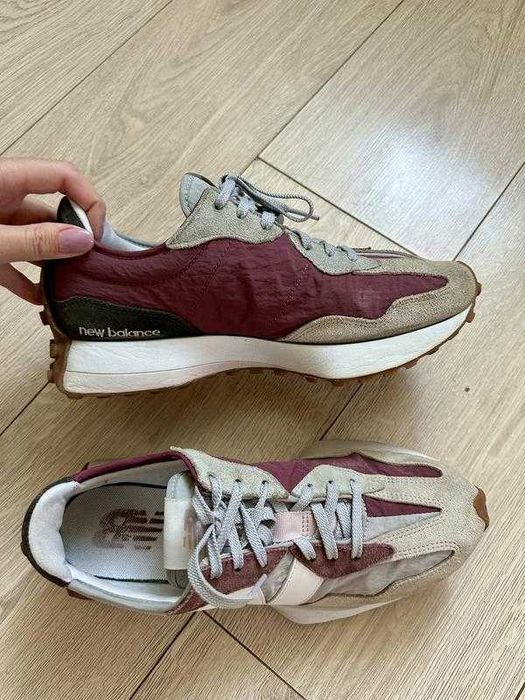 Кроссовки new balance 327 v2 серо розовые 26см