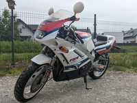 Yamaha fzr 600 - 93