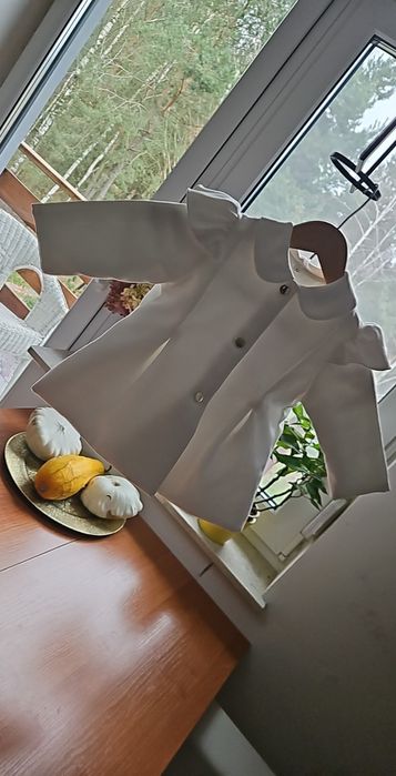 Biały plaszczyk do chrztu