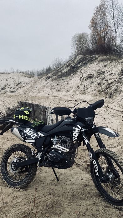 Продам мотоцикл Роттор адонікс 300