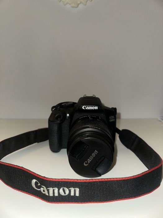 Canon EOS 1300D + Objetiva 18-55mm