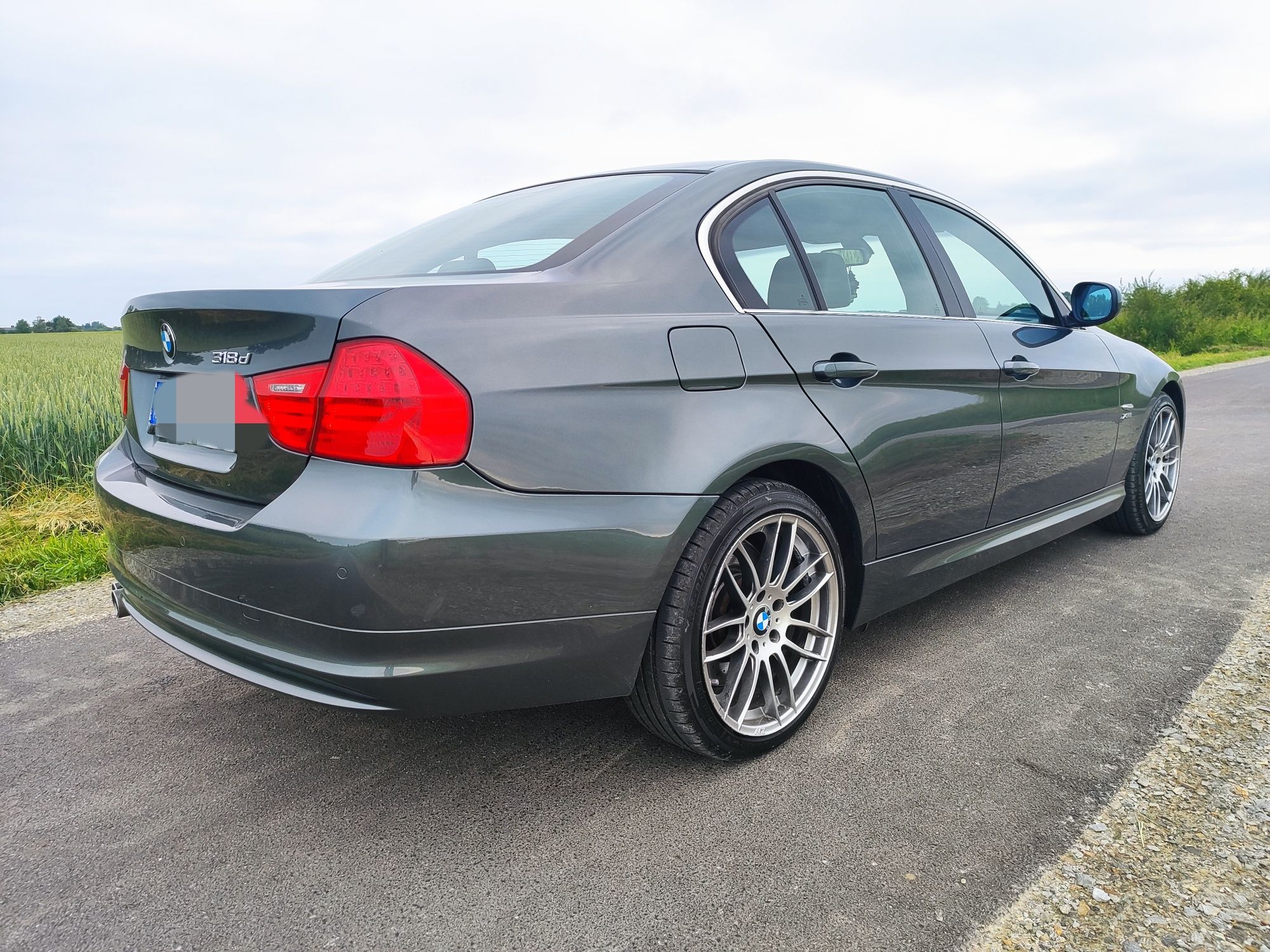 BMW E90 330xDrive  Zadbana automat keyles go