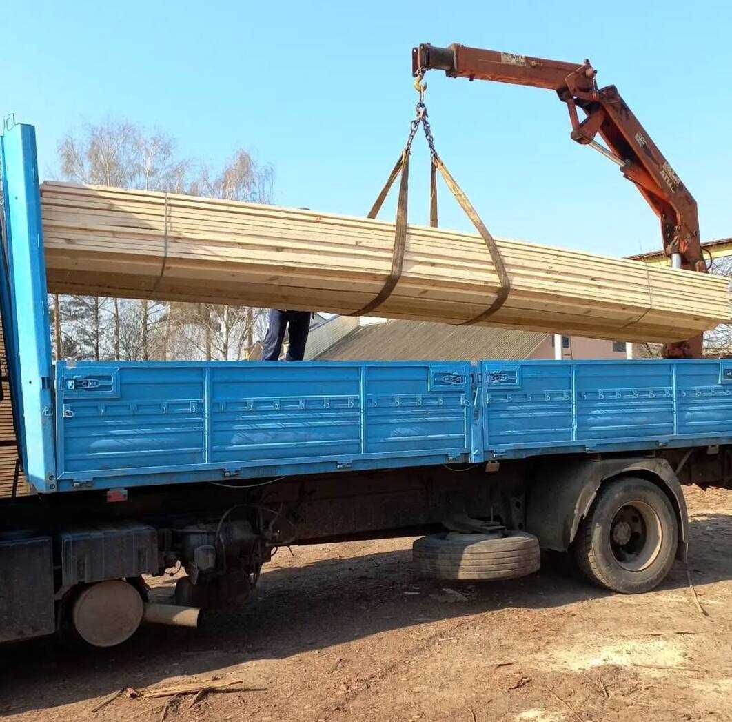 Будівництво починається з якісної дошки та брусу