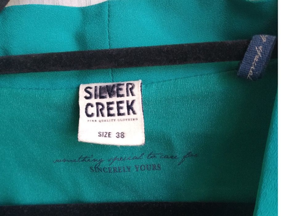 Zielona elegancka bluzka z długim rękawem - rozmiar 38