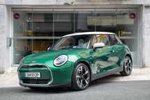MINI 3 Portas Cooper E Favoured M