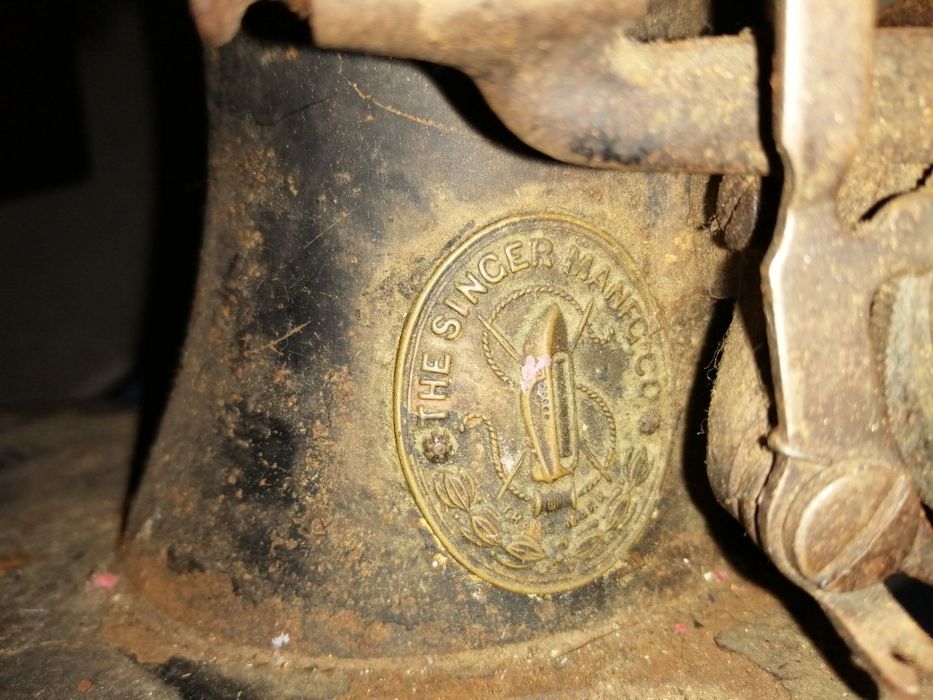 Máquina de costura Singer