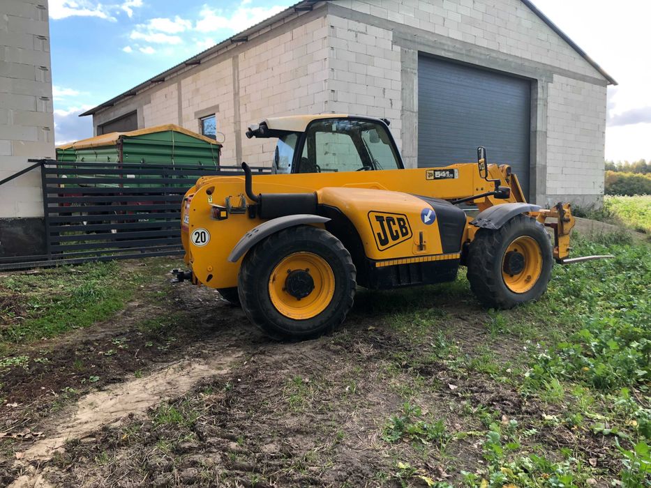 Sprzedam ładowarkę JCB 541/70