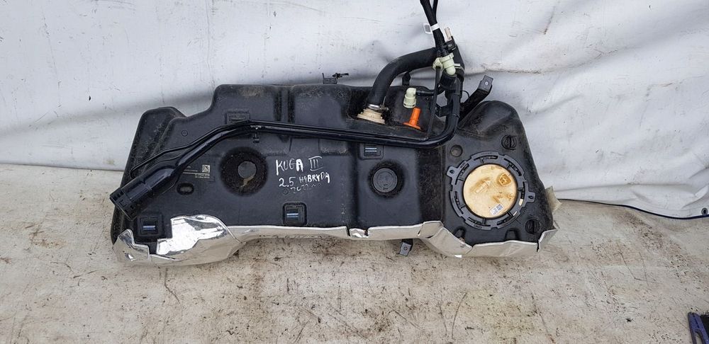 zbiornik pompa paliwa Ford Kuga mk3 2.5