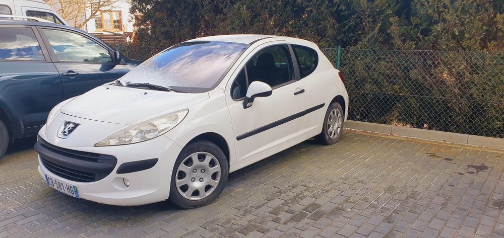 Peugeot 207 rok 2008 1.6hdi 110km 2 osobowy