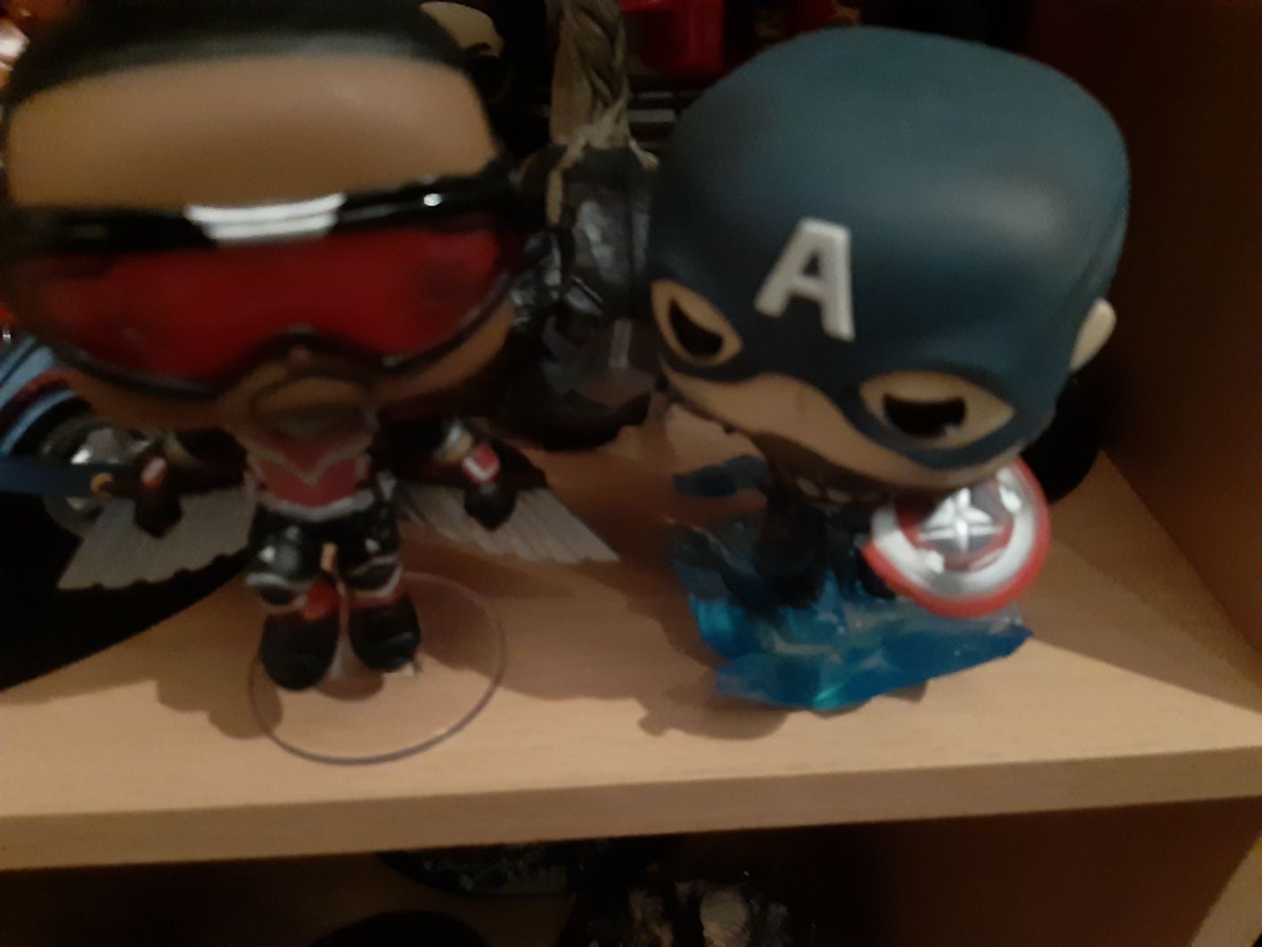 Funkos varios como novos