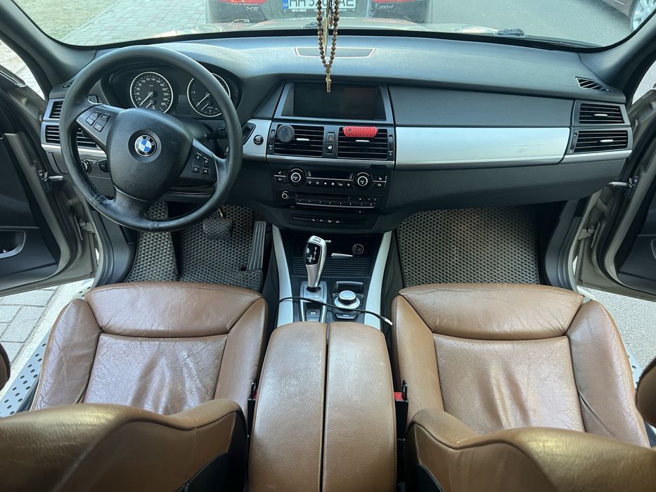 Продам BMW X5 E70 3.0d