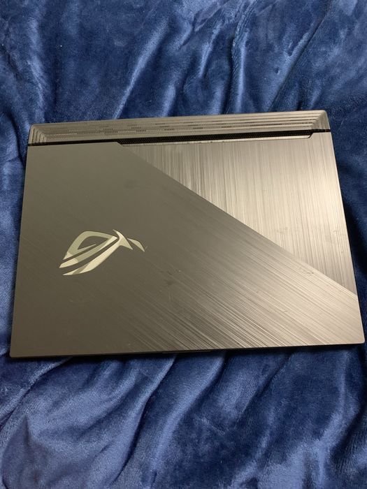 Asus i7 gtx1660ti з дефектом strix ігровий ноутбук