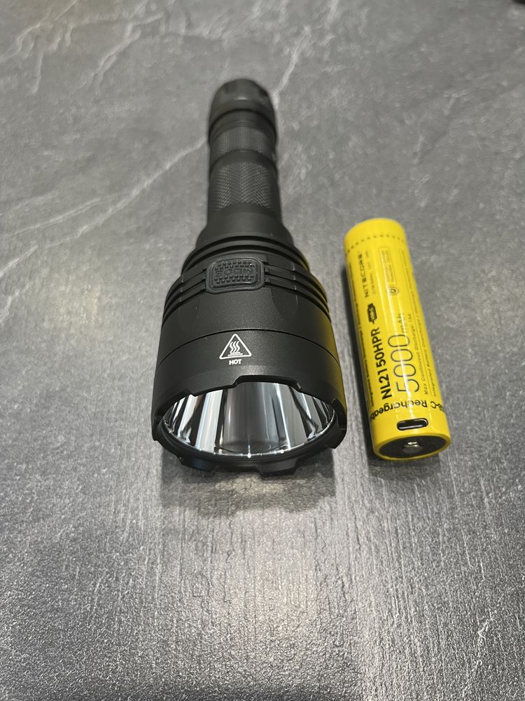 Дальнобой 618м! Nitecore P30new (1000lm, 618м, 5000mAh)