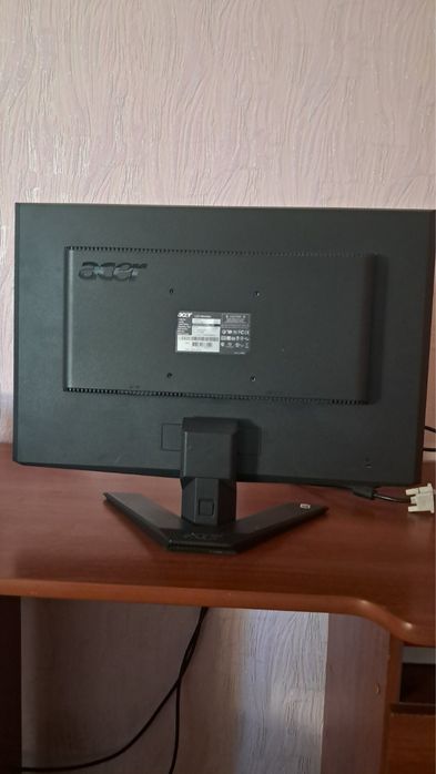 Монітор Acer x223w