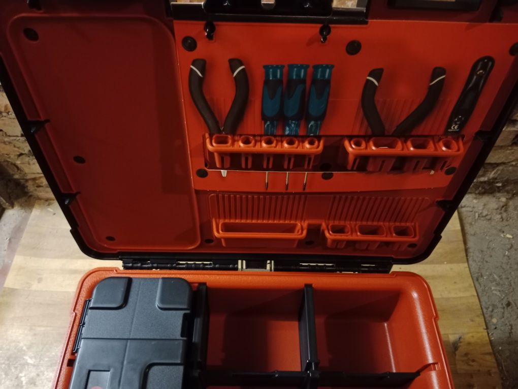 Nowa walizka Keter Pro Technician Case