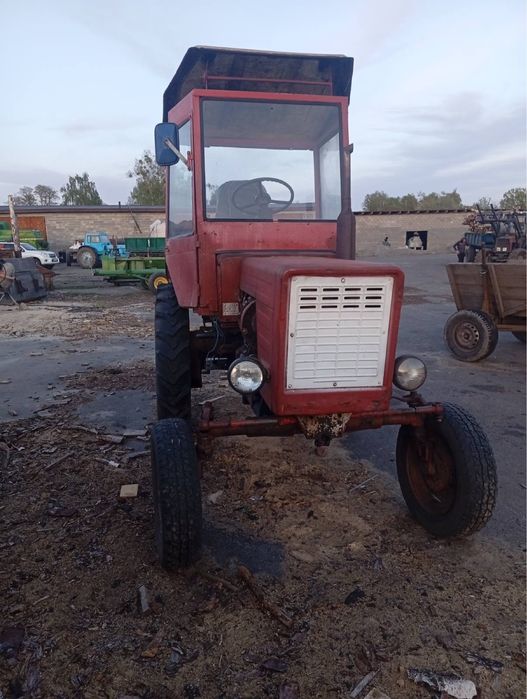 Продам трактор т25