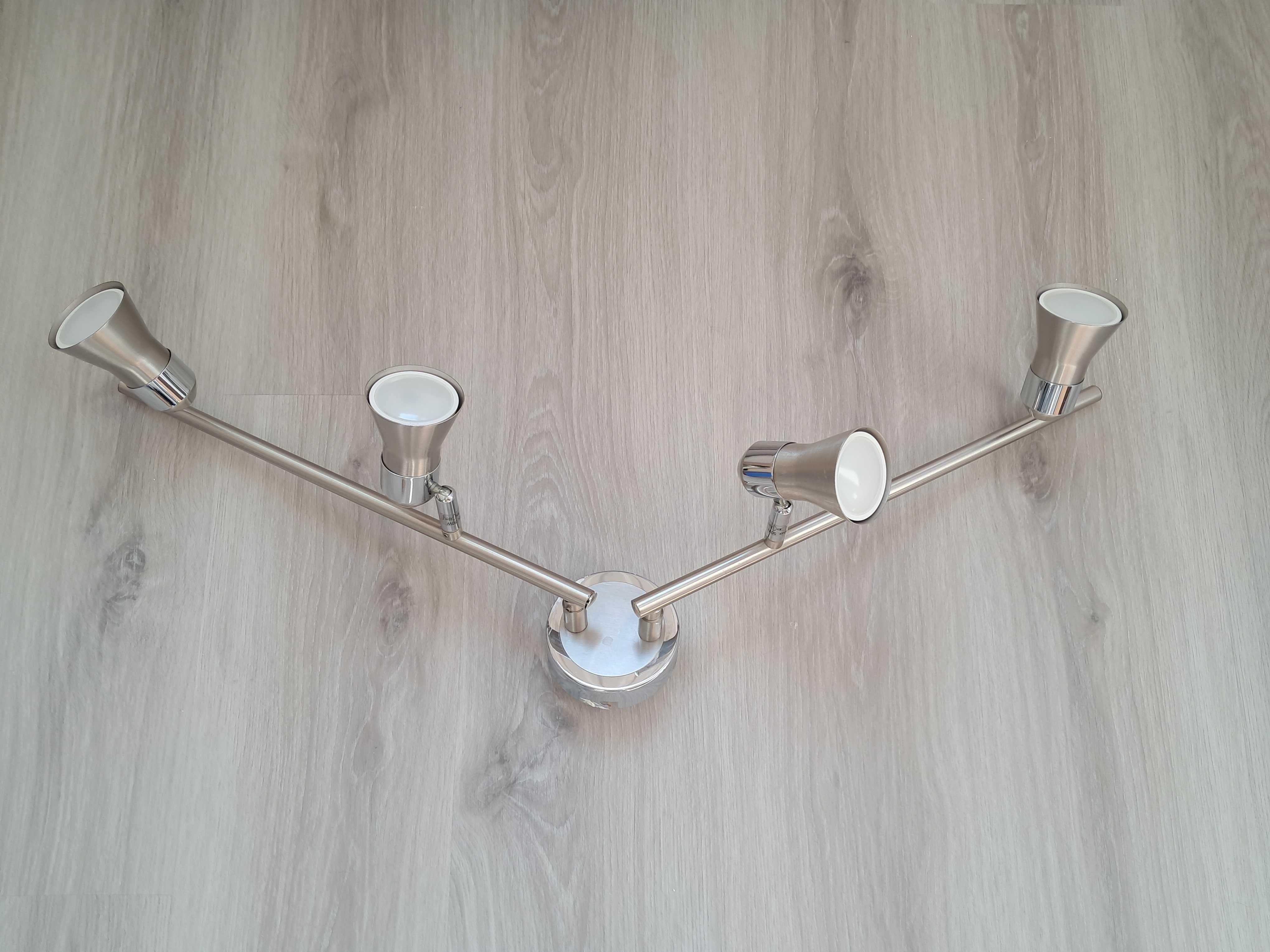 lampa sufitowa na halogenami