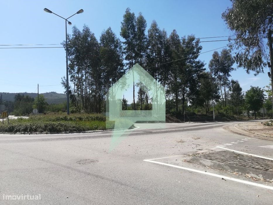 Terreno para Construção-Guimarães