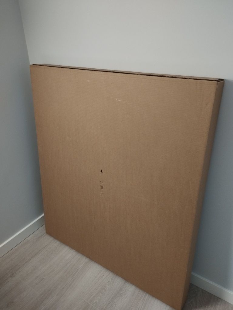 Mesa Ikea nova..