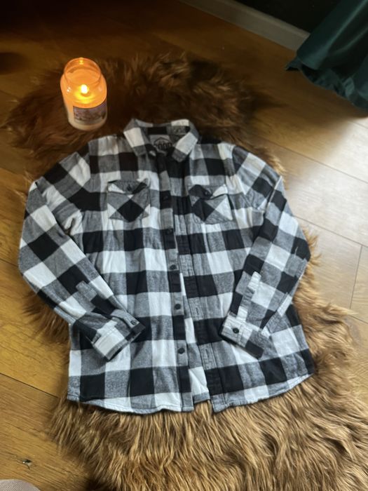 Koszula chlopieca czarno biala krata r.164.  13-14 lat