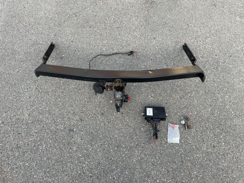 Фаркоп форкоп гак приципне VW Touran тоуран фолькс тауран туран 04-15р