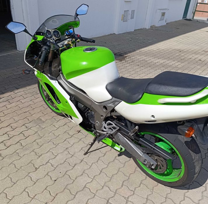 Vendo Kawasaki Zx9r
